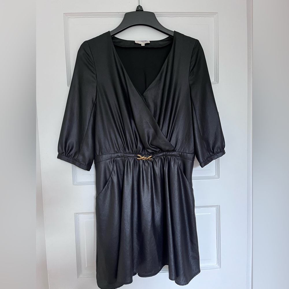 Beautiful black dress by French brand Ba&sh! Like new! 🎬🕶️